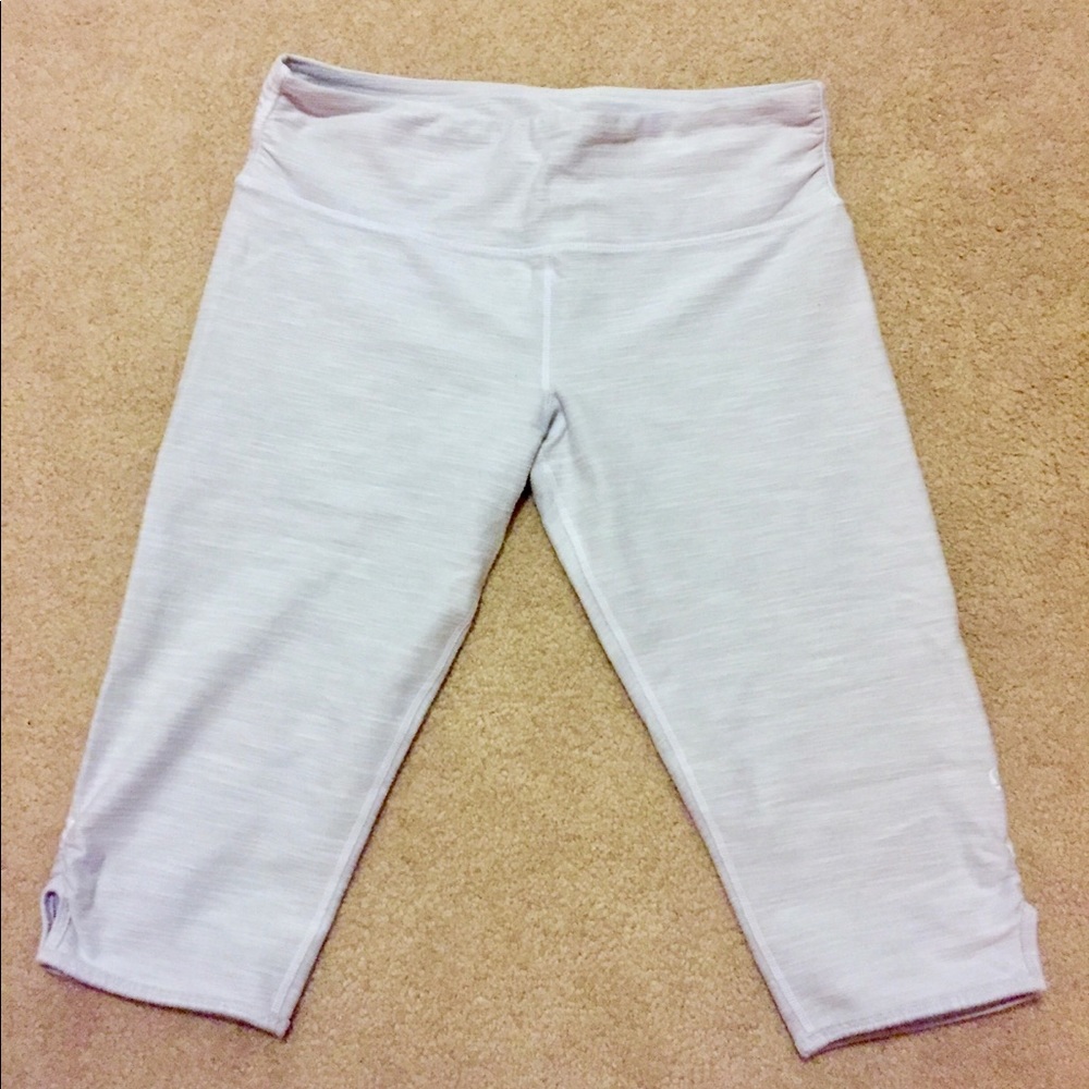 Lululemon cropped leggings